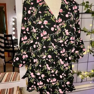 🌸 Floral Romper 🌸